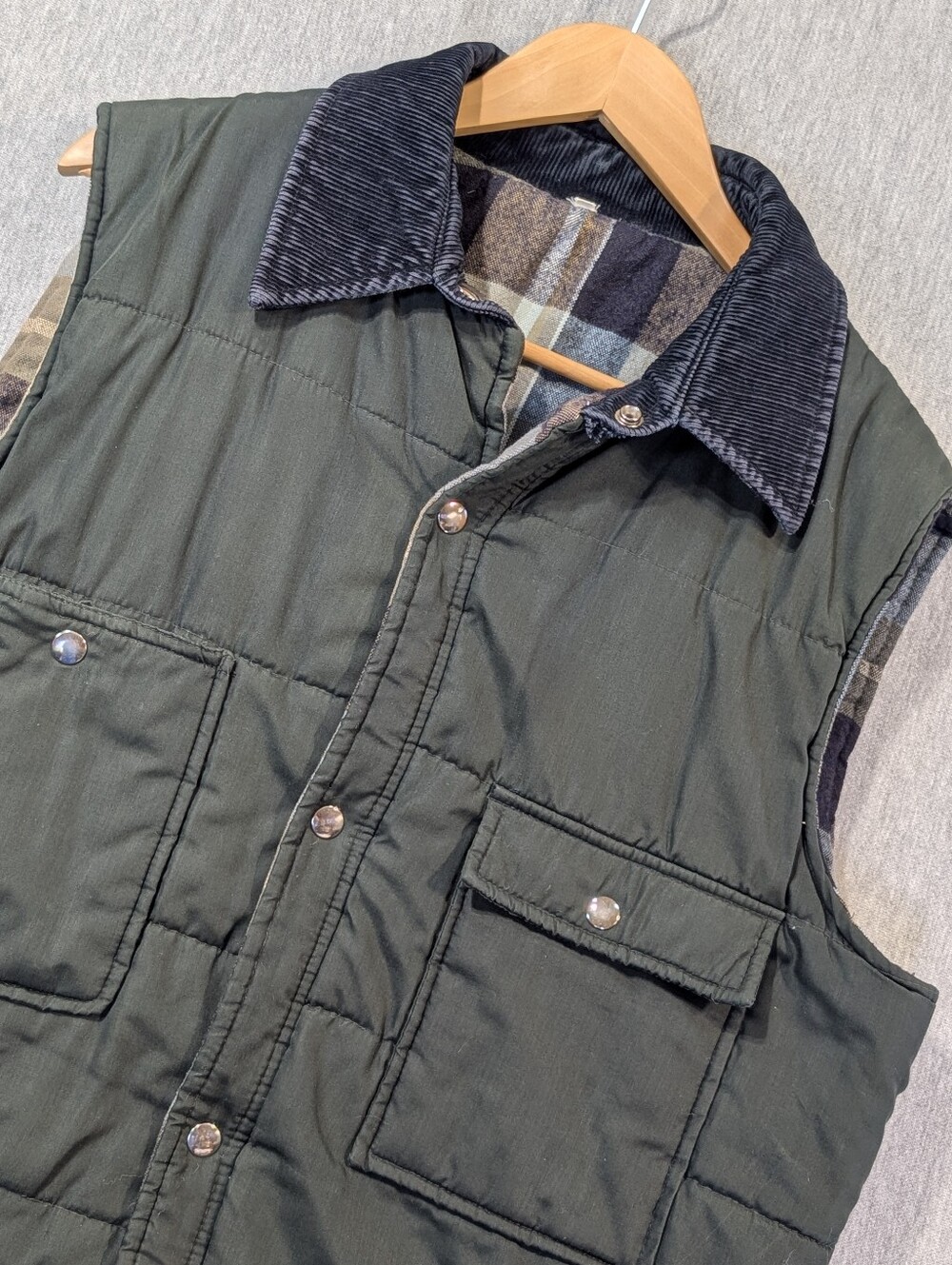 Quilted Flannel Lined Plaid Vest Men's Large Green Blue